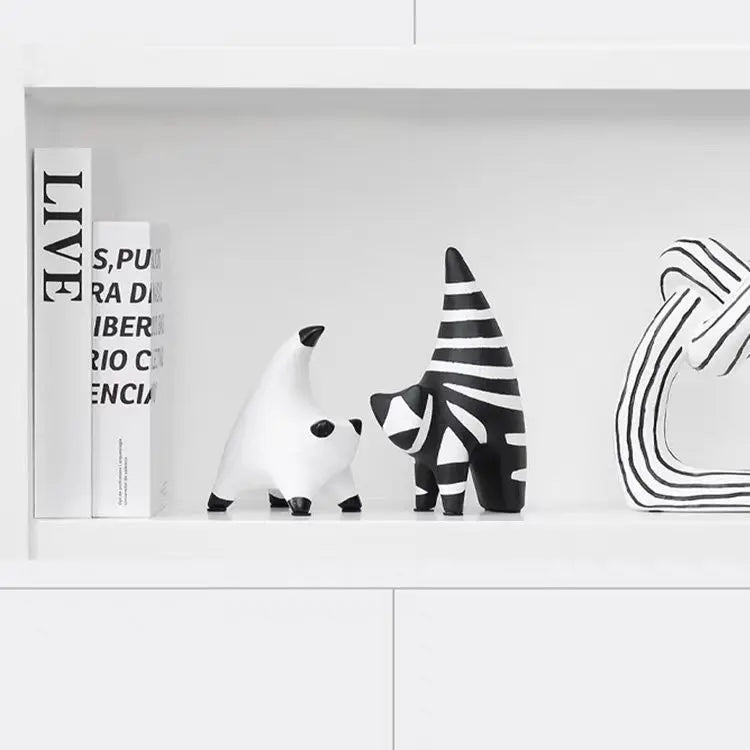 Modern Minimalist Abstract Art Cat Ornament Luxury High End Home Wine Cabinet Decorative Craft