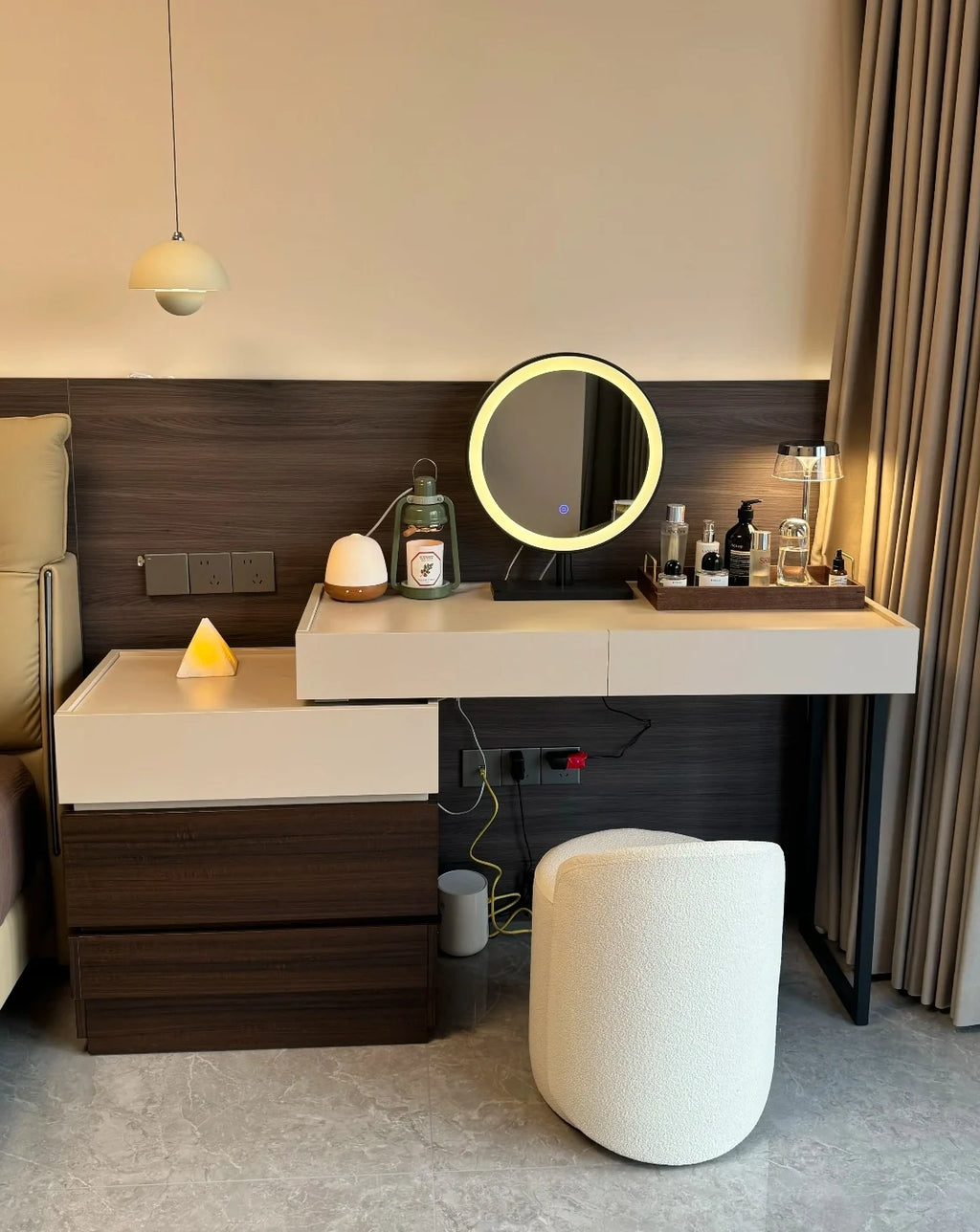 Minimalist Dresser Customized Bed Stand Simple Designed Dressing Table Makeup Vanities Bedroom Furniture